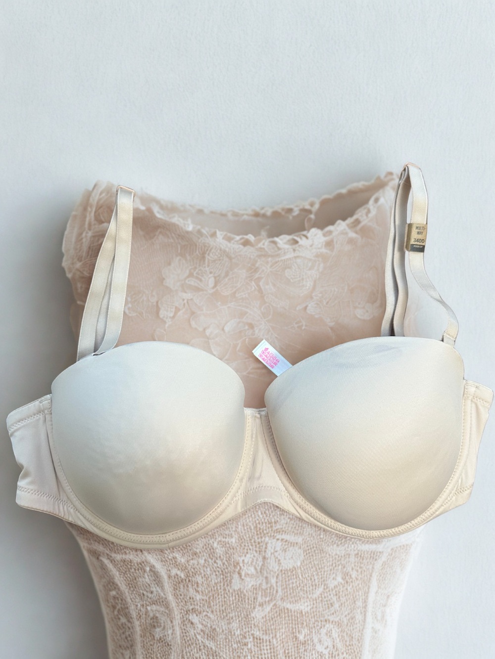 PINK Victoria's Secret Cream Lace Padded Underwire Bra & Lace Bodysuit